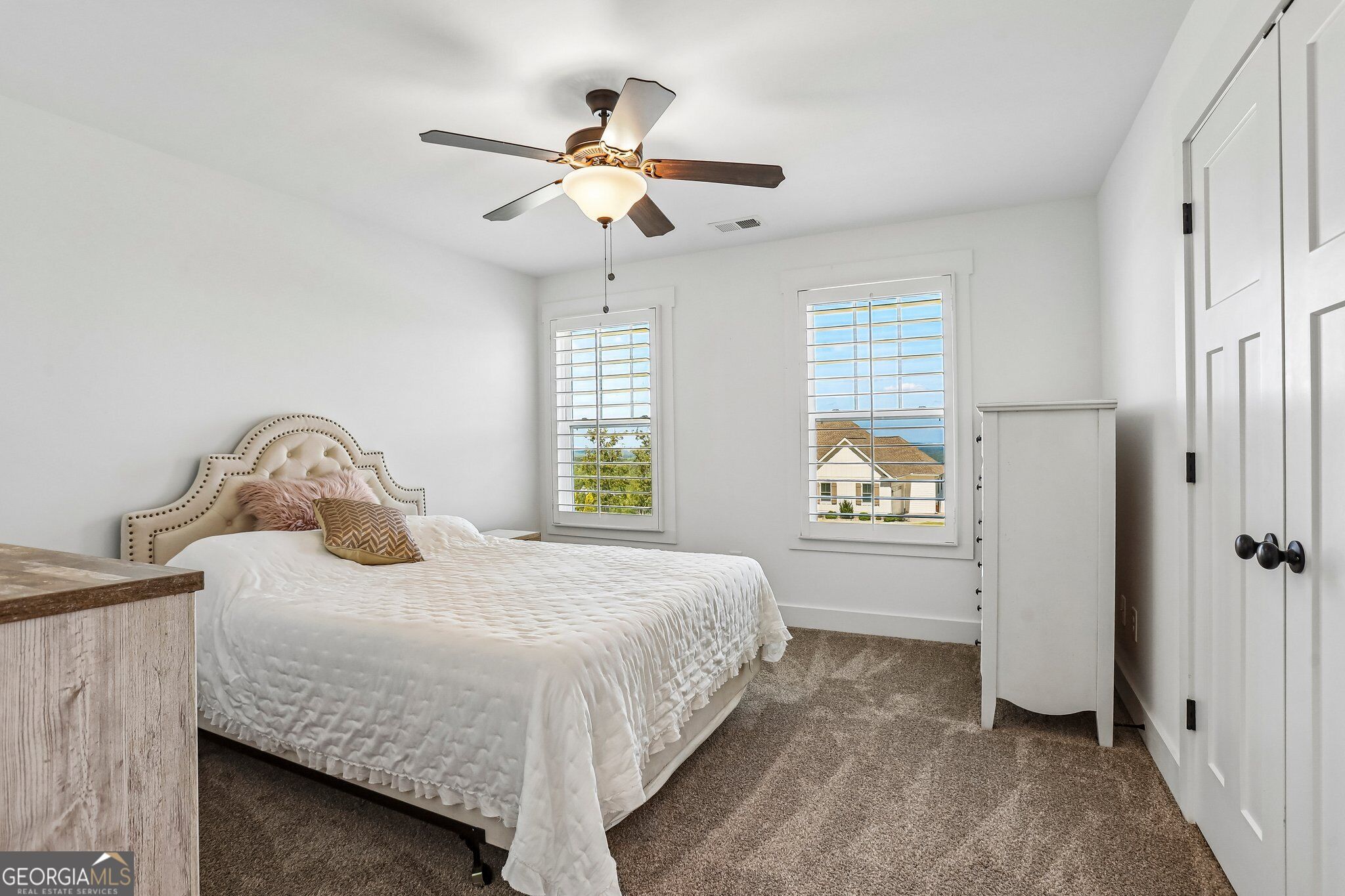 580 Stoneledge Road Property Photo 14