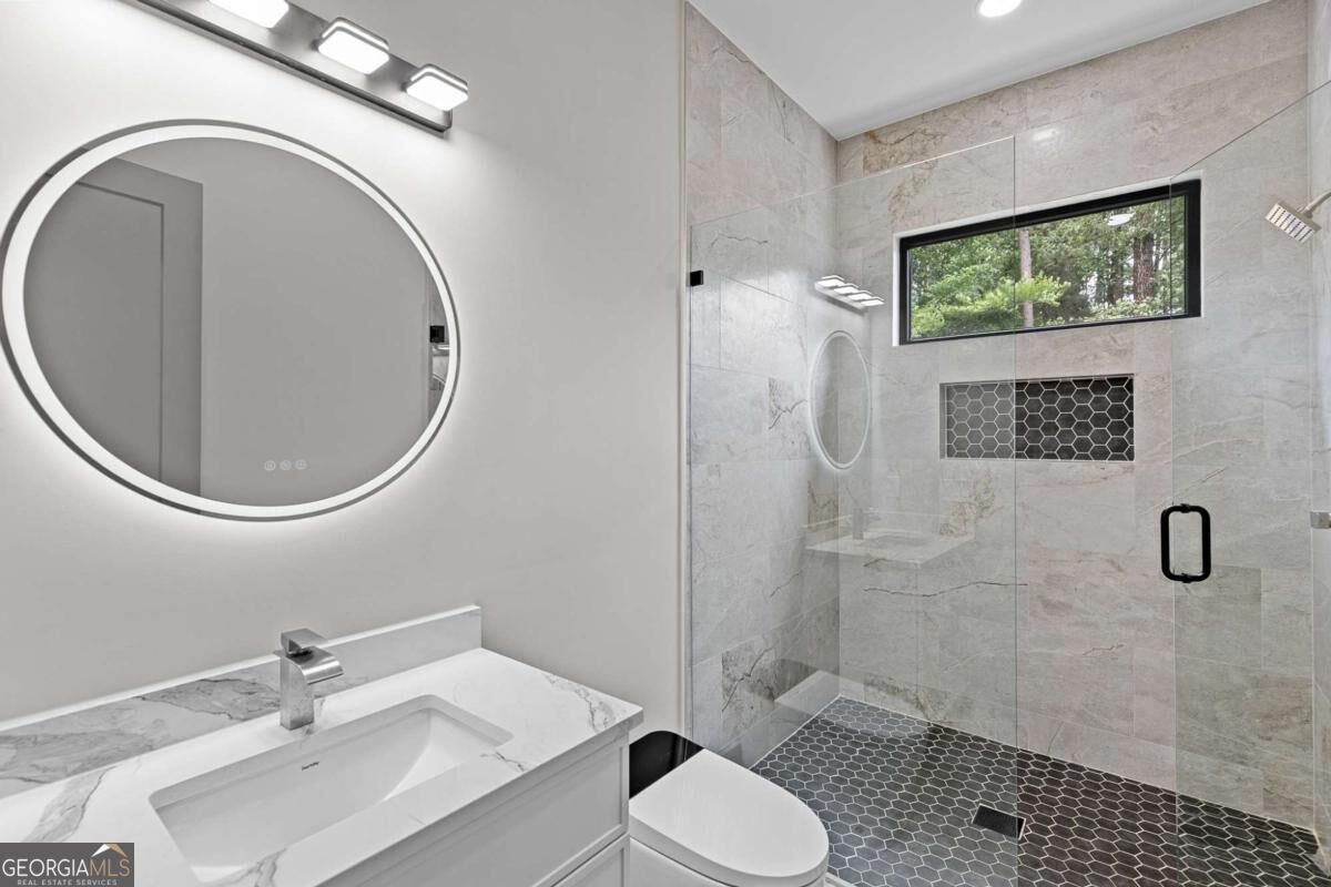 2709 Collins Hill Road Property Photo 20