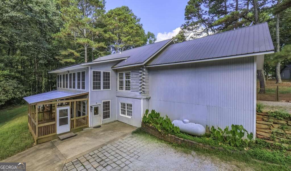 516 Dickerson Road Property Photo 3