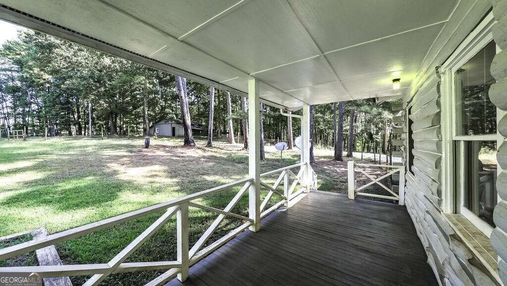 516 Dickerson Road Property Photo 4