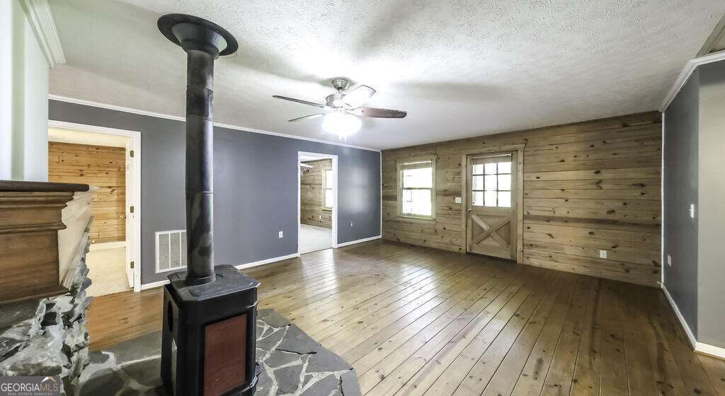 516 Dickerson Road Property Photo 8