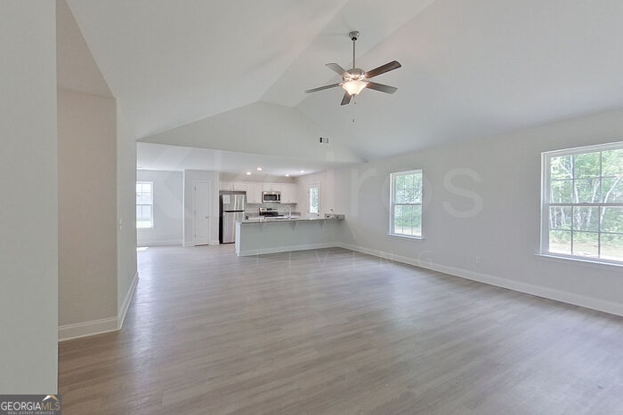 223 Western Red Cedar Drive Property Photo 4
