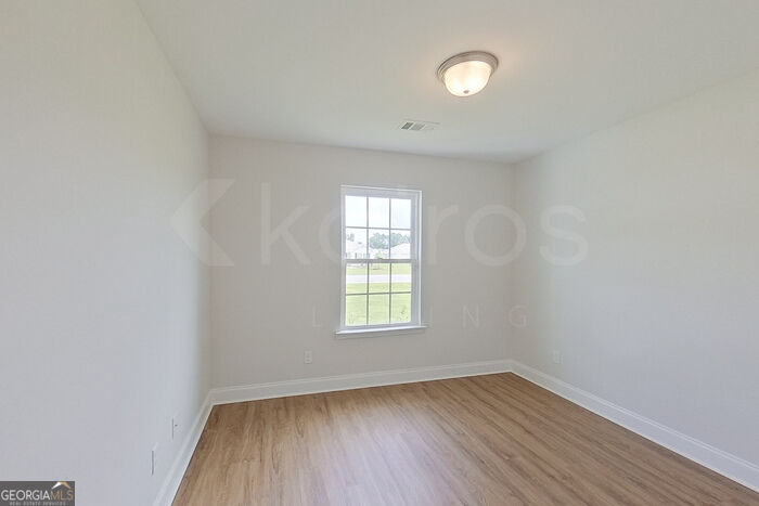 223 Western Red Cedar Drive Property Photo 11