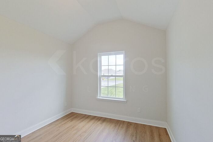 223 Western Red Cedar Drive Property Photo 13