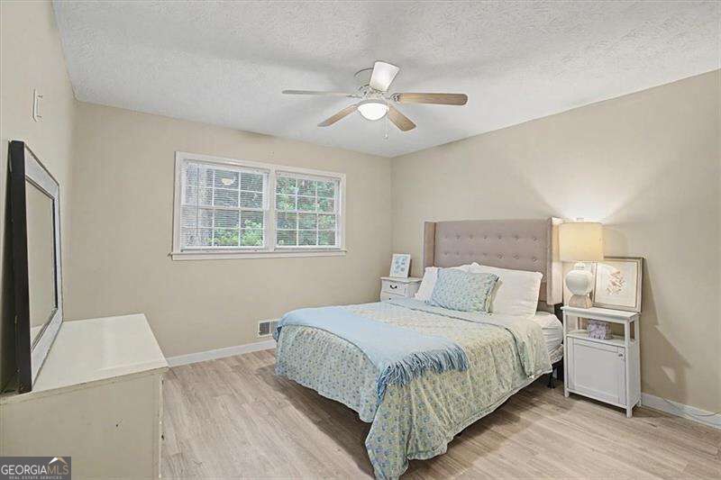 2204 Pine Point Drive Property Photo 22
