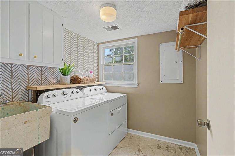 2204 Pine Point Drive Property Photo 24