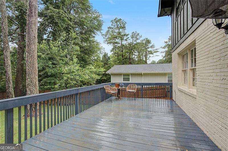 2204 Pine Point Drive Property Photo 27
