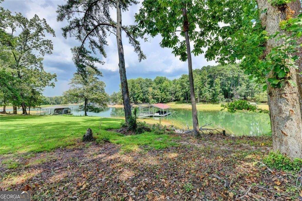 7470 Fields Drive Property Photo 6