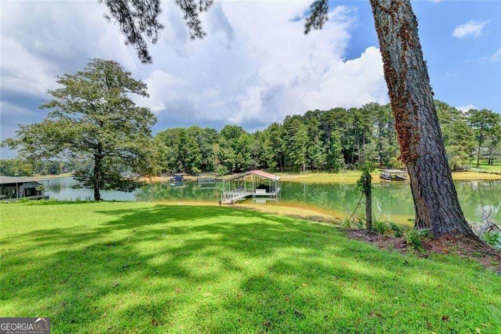 7470 Fields Drive Property Photo 7