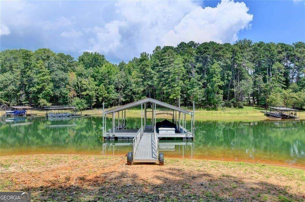 7470 Fields Drive Property Photo 10