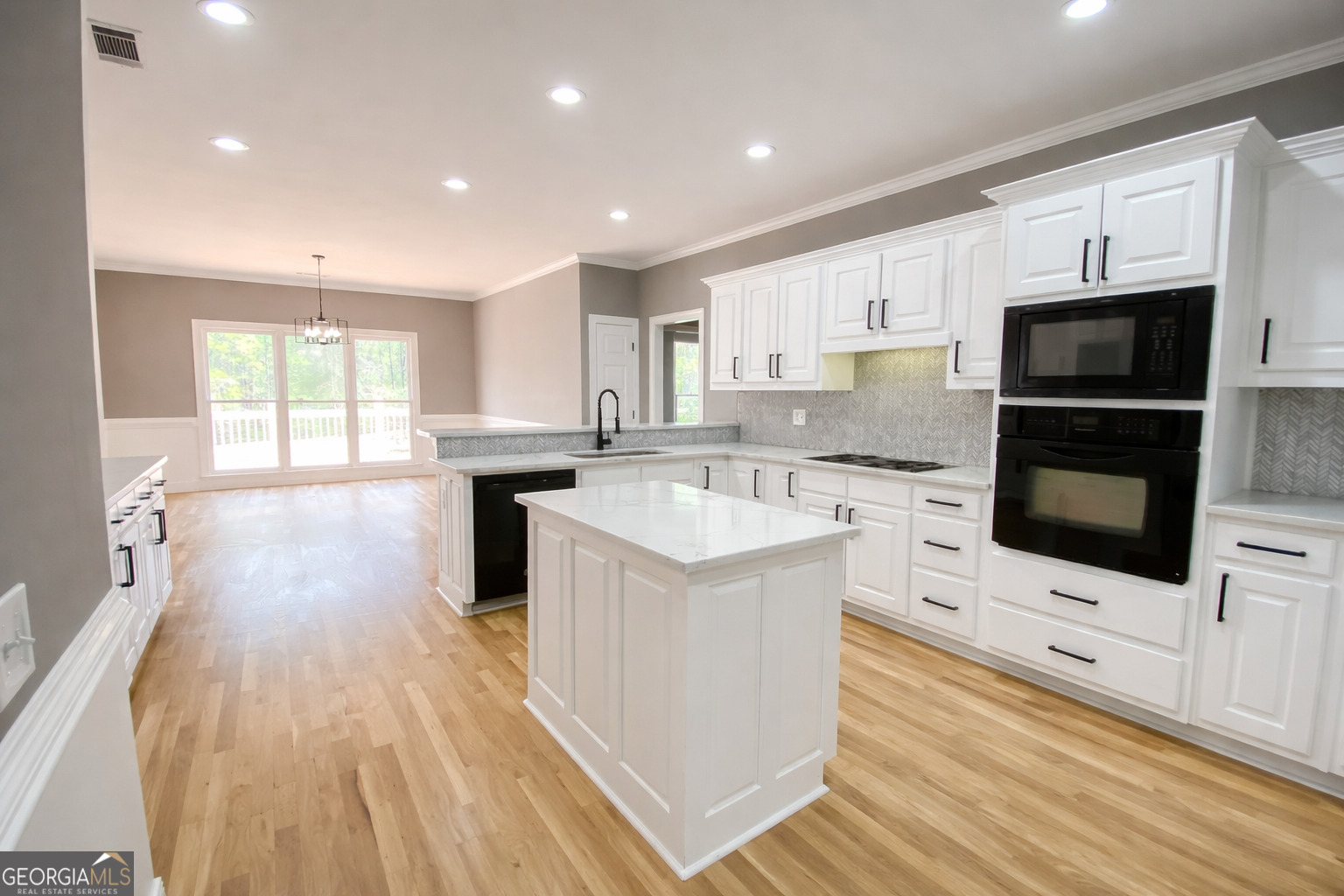 461 Providence Club Drive Property Photo 14