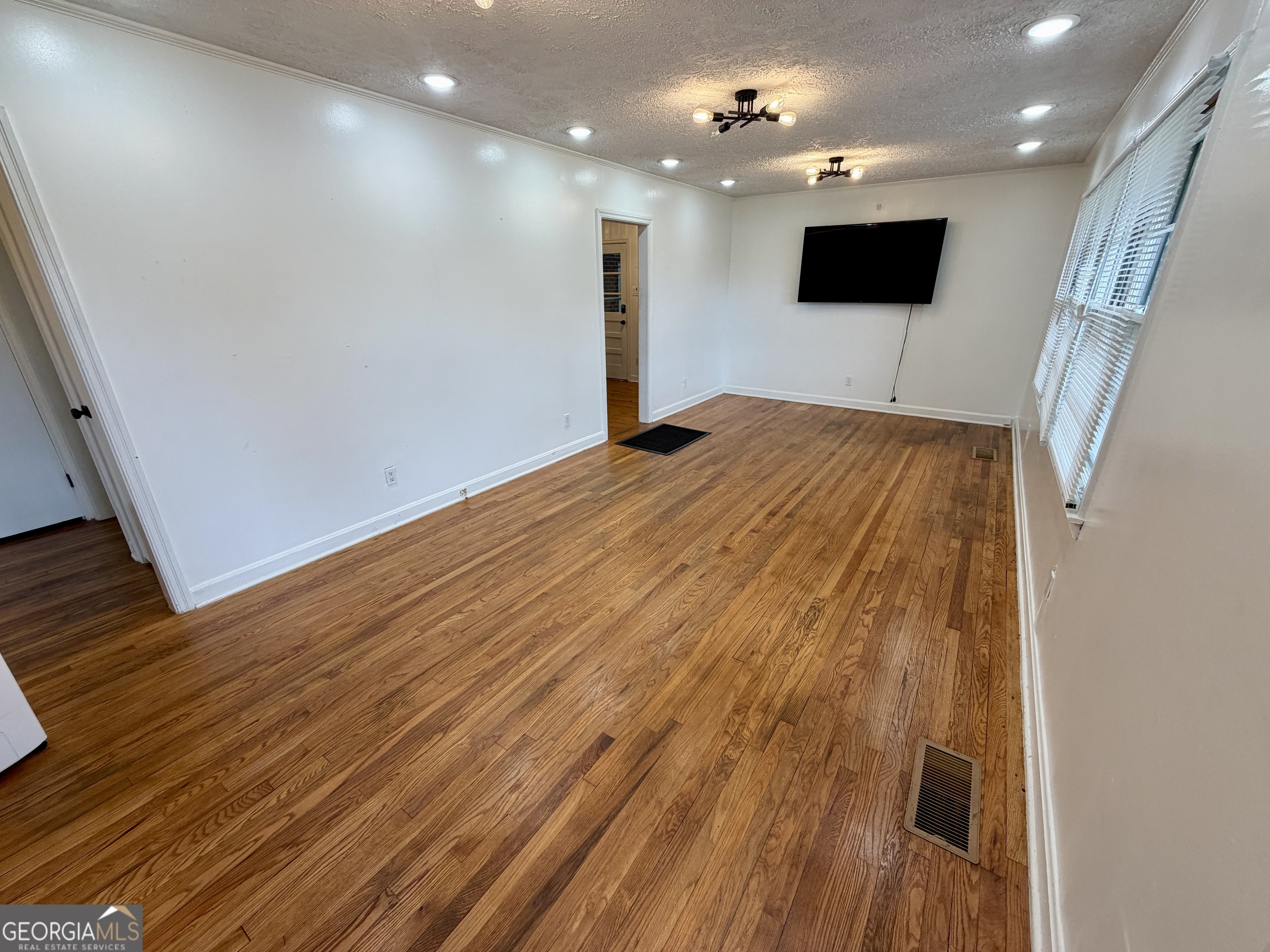 101 Morgan Drive Property Photo 8