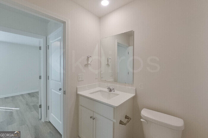 112 Overstreet Way Property Photo 8