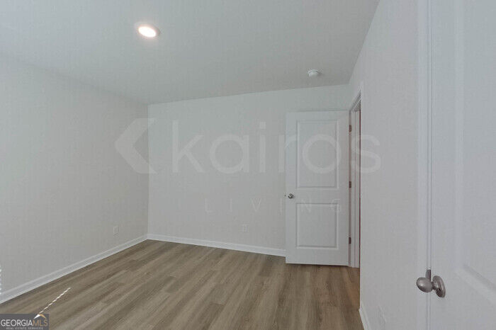 112 Overstreet Way Property Photo 15