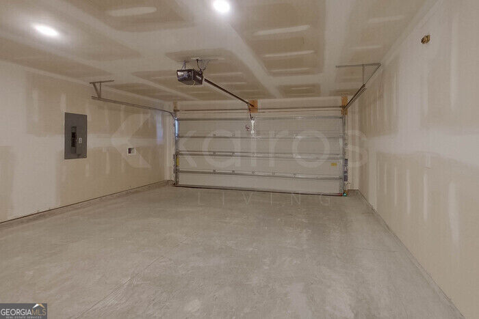 112 Overstreet Way Property Photo 22