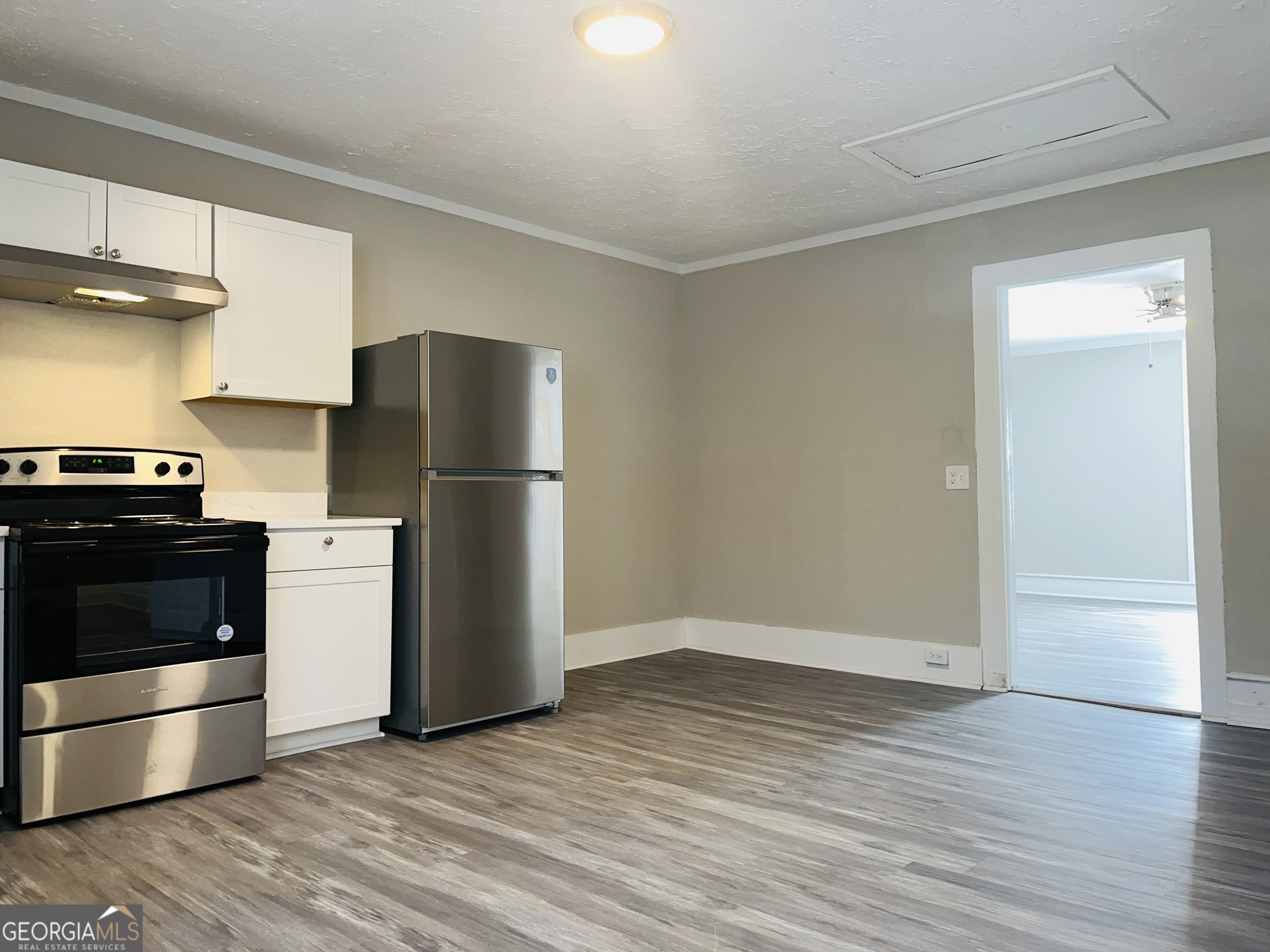 1318 Forrest Avenue Property Photo 11