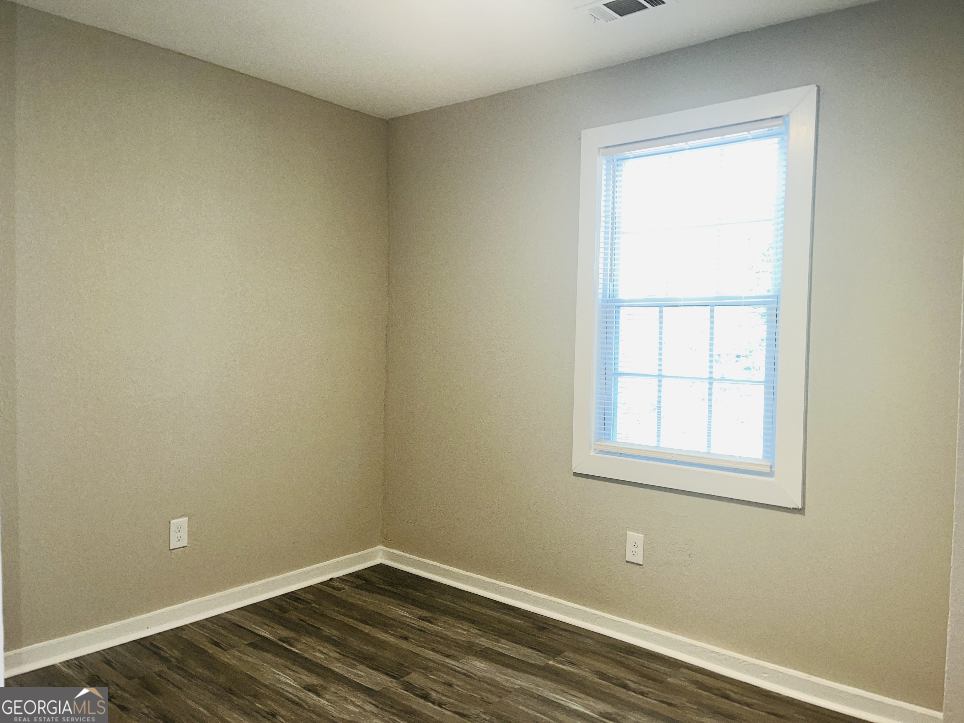 1318 Forrest Avenue Property Photo 19