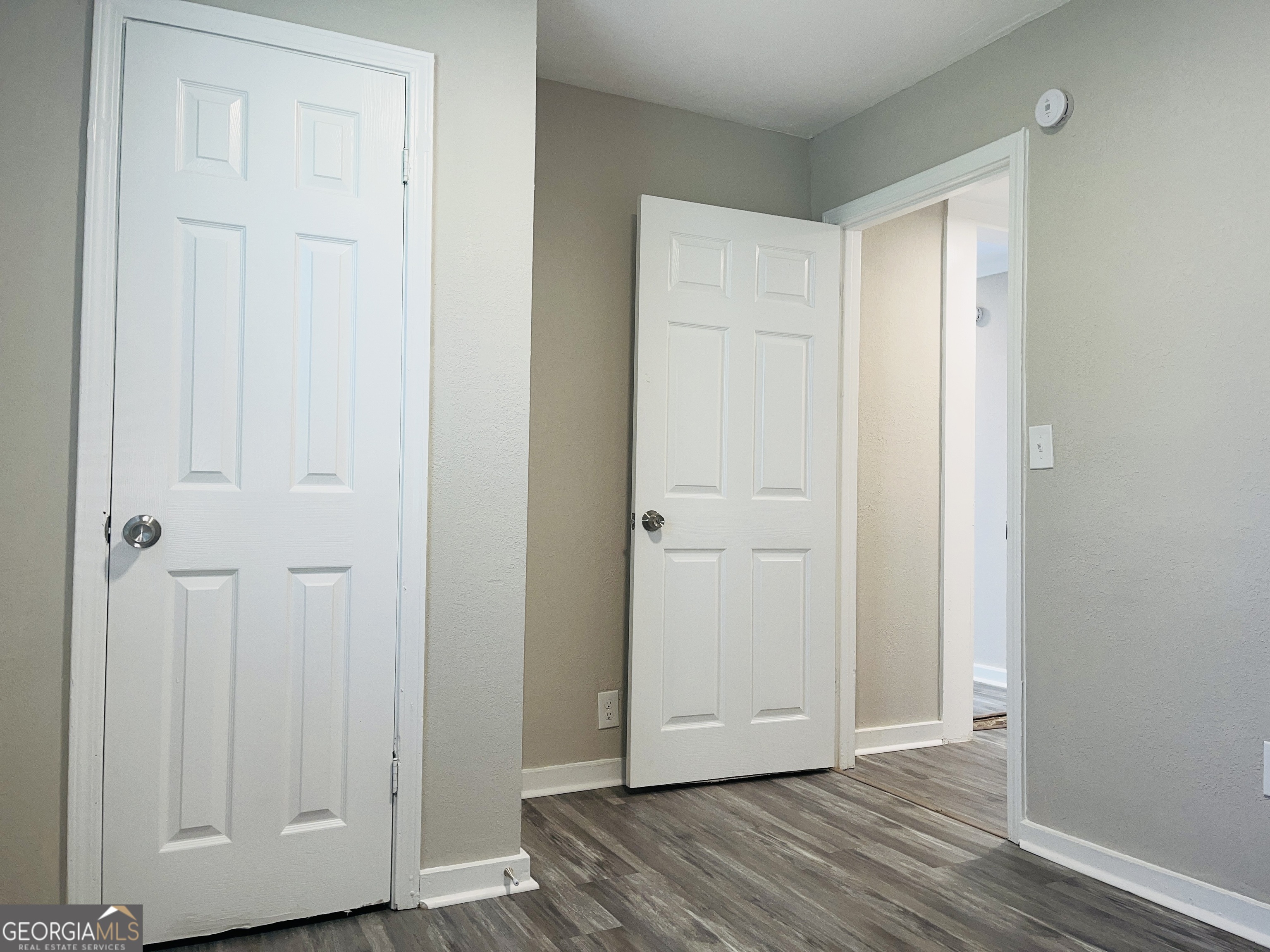 1318 Forrest Avenue Property Photo 20