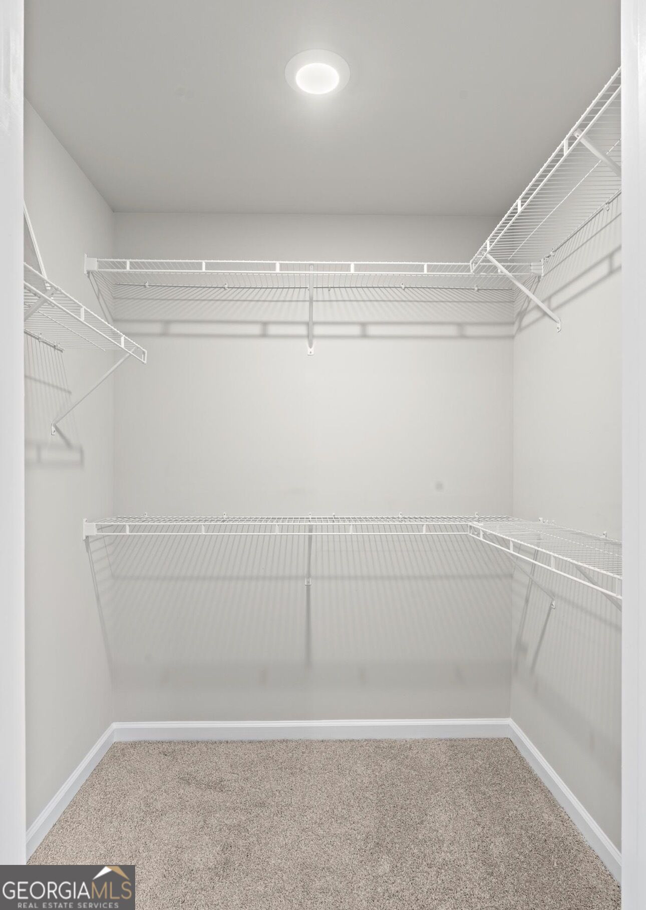 175 Pine St Property Photo 17