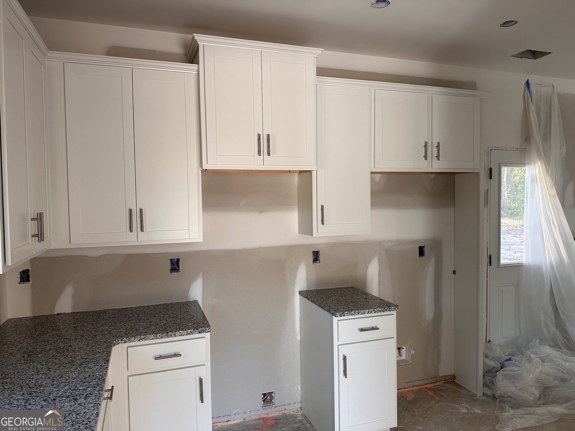 175 Pine Street Property Photo 25