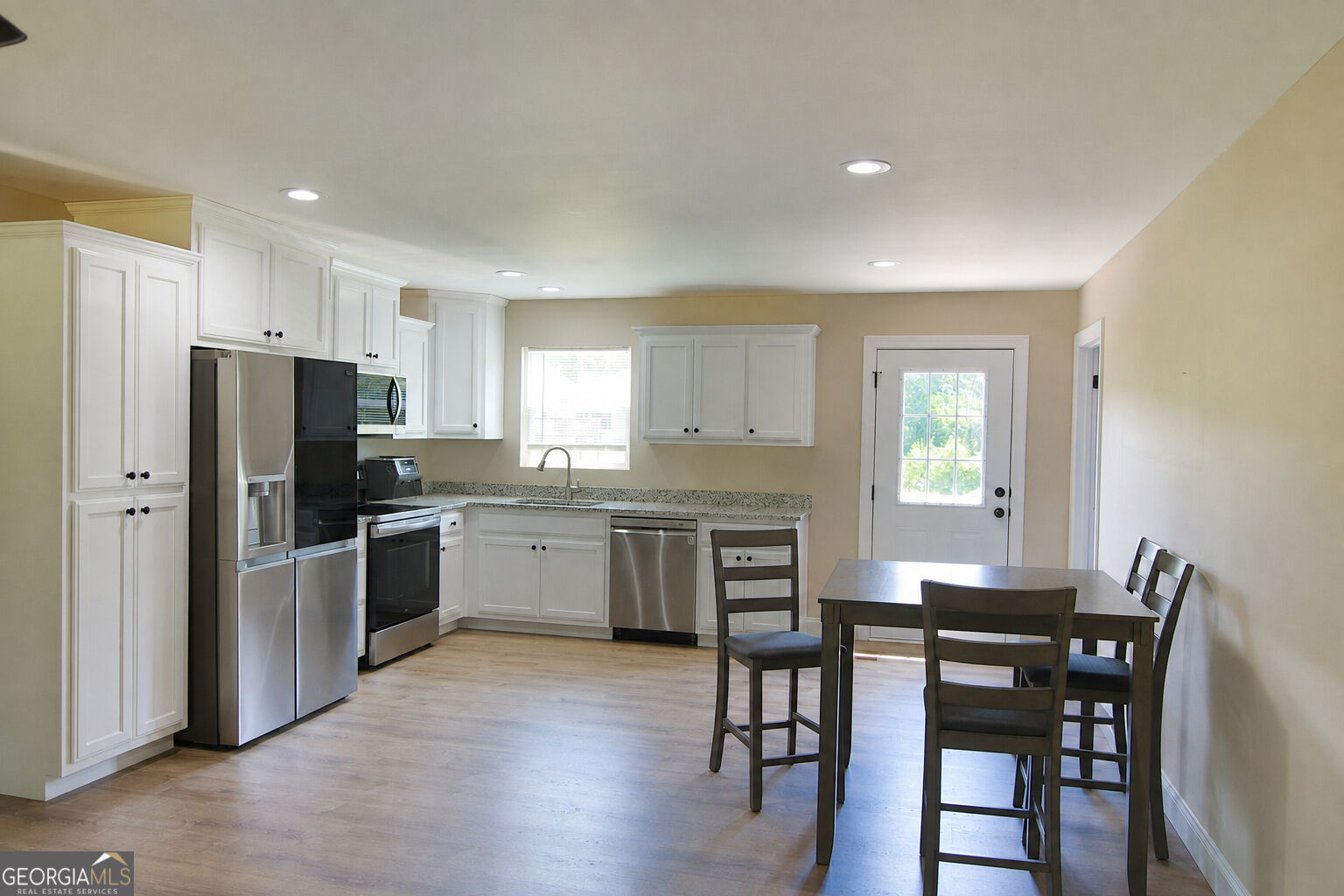24 Great Works Drive Property Photo 9