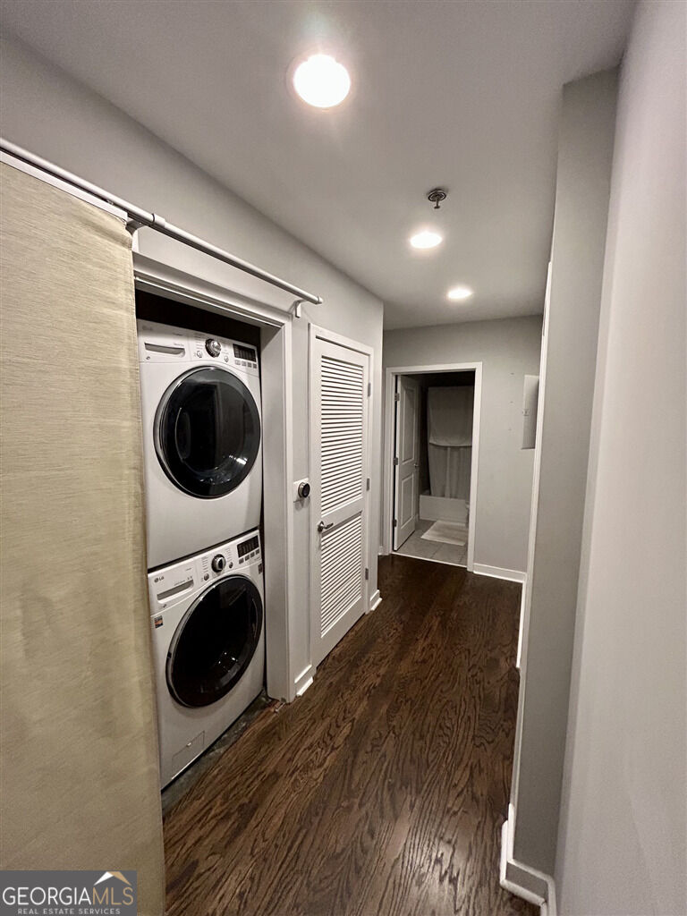 250 Pharr Road Ne Apt 1801 Property Photo 11