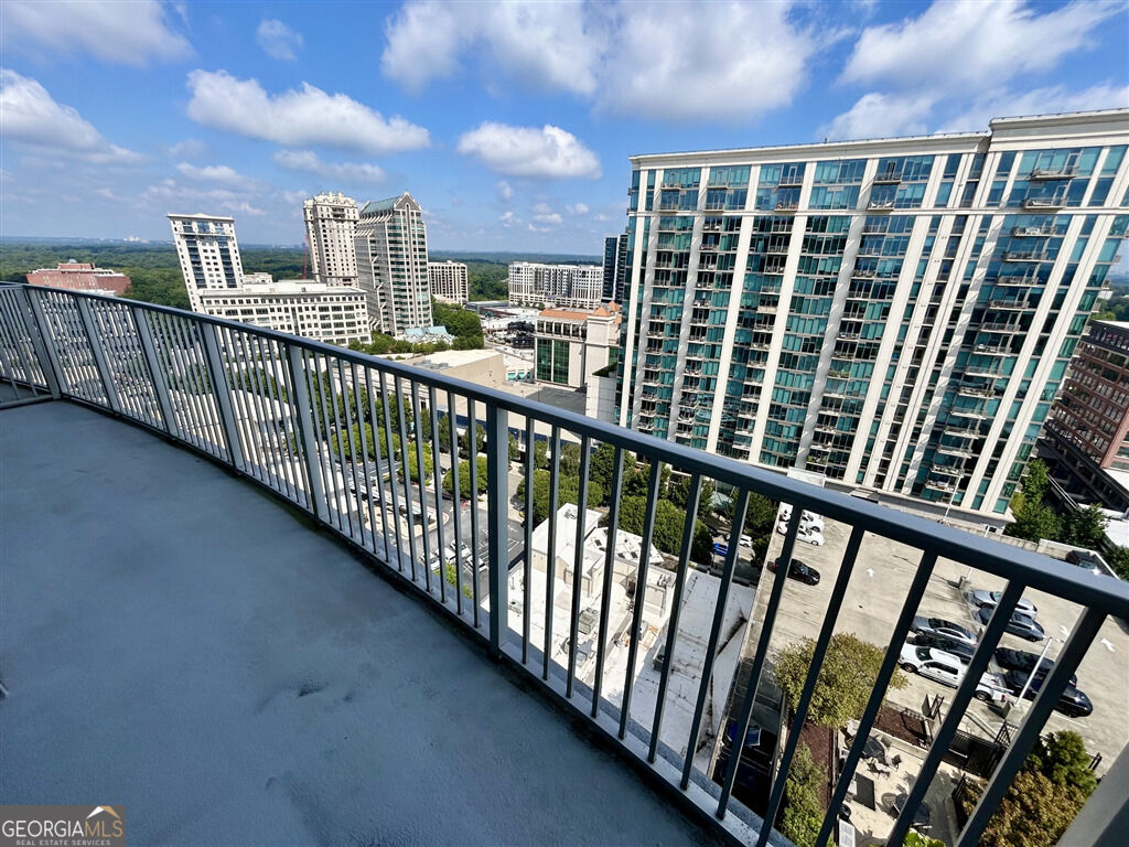 250 Pharr Road Ne Apt 1801 Property Photo 13