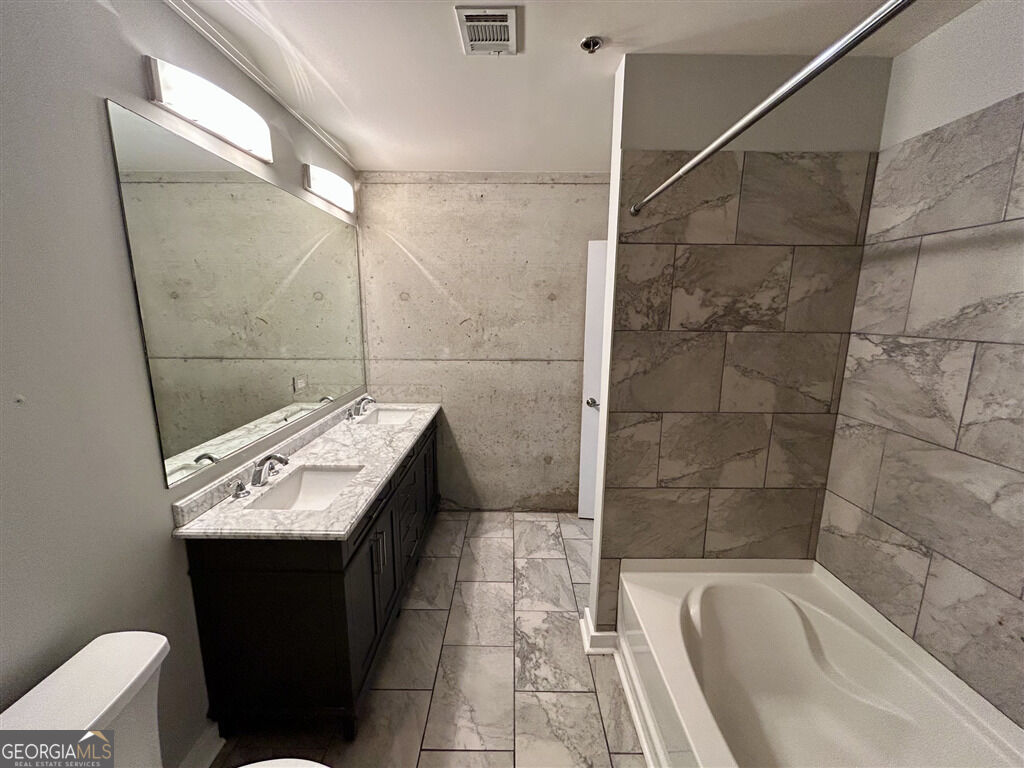 250 Pharr Road Ne Apt 1801 Property Photo 17