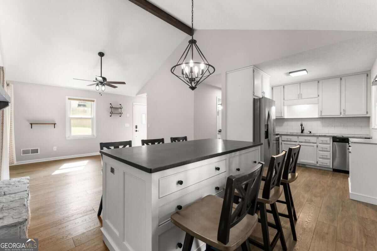 6265 Quail Trail Property Photo 4