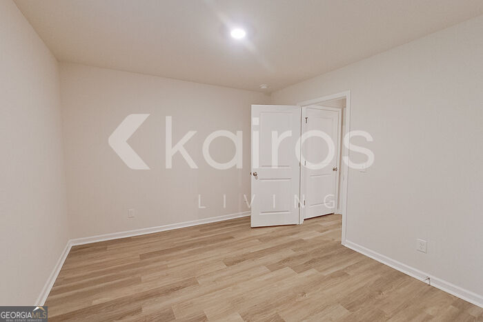 129 Inez Avenue Property Photo 7
