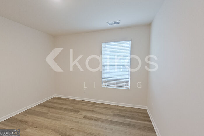 129 Inez Avenue Property Photo 14