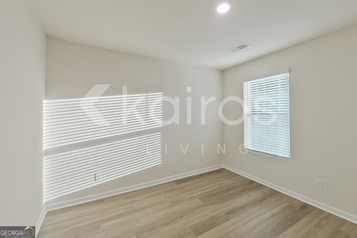 129 Inez Avenue Property Photo 16
