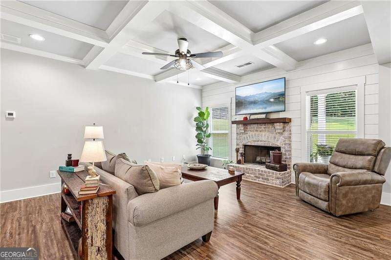 4060 Silverstone Drive Property Photo 10