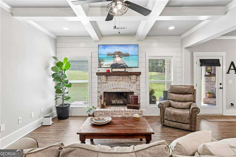 4060 Silverstone Drive Property Photo 11
