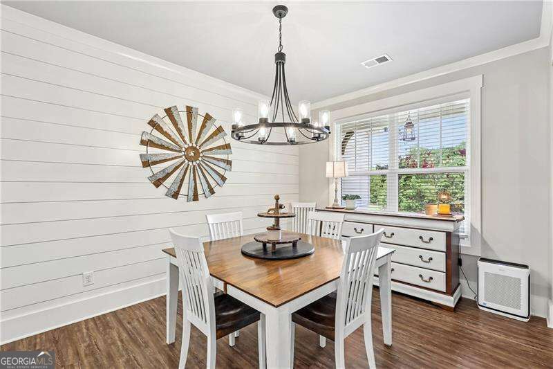 4060 Silverstone Drive Property Photo 14