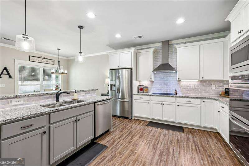 4060 Silverstone Drive Property Photo 18