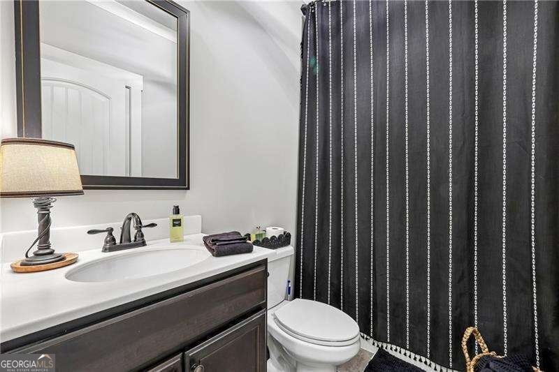 4060 Silverstone Drive Property Photo 22