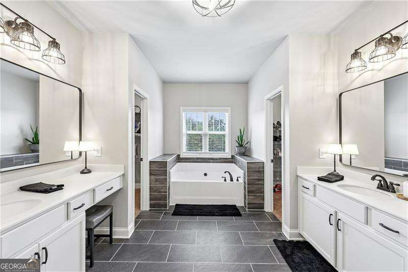 4060 Silverstone Drive Property Photo 29