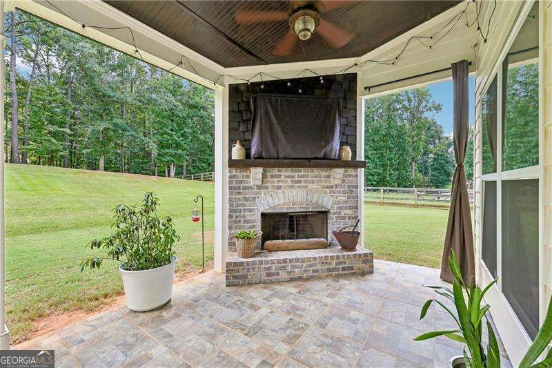 4060 Silverstone Drive Property Photo 45