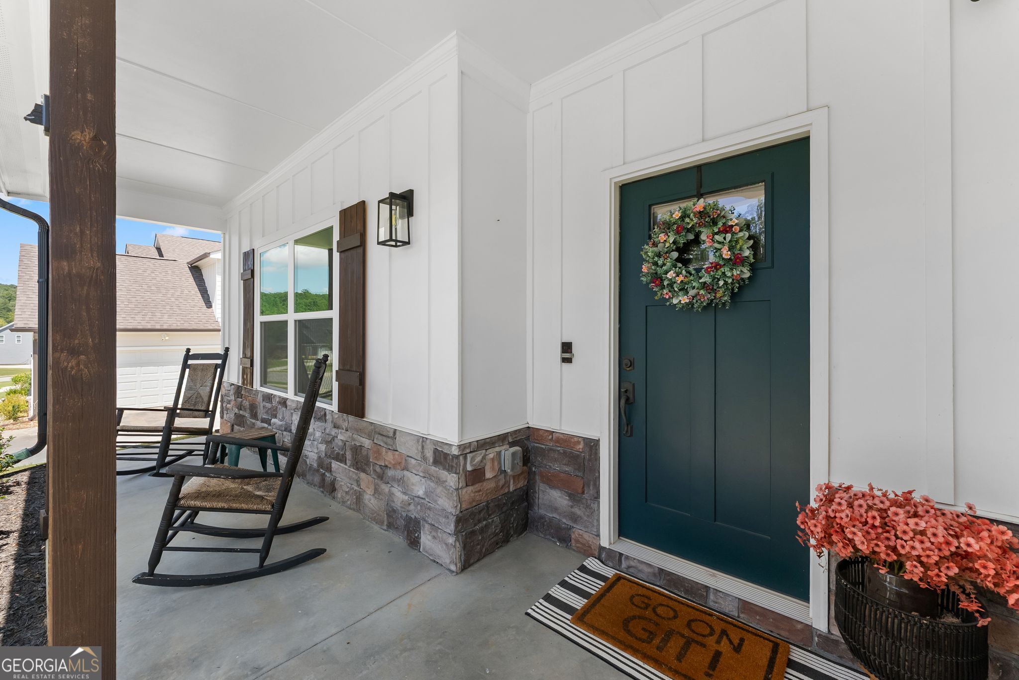 6588 River Station Drive Property Photo 8
