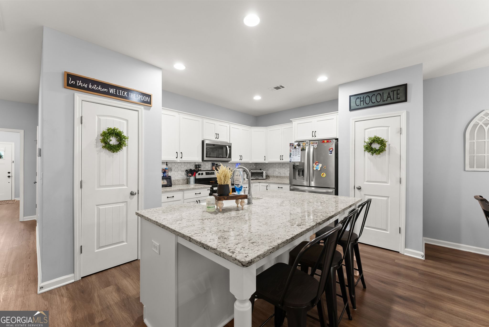 6588 River Station Drive Property Photo 18
