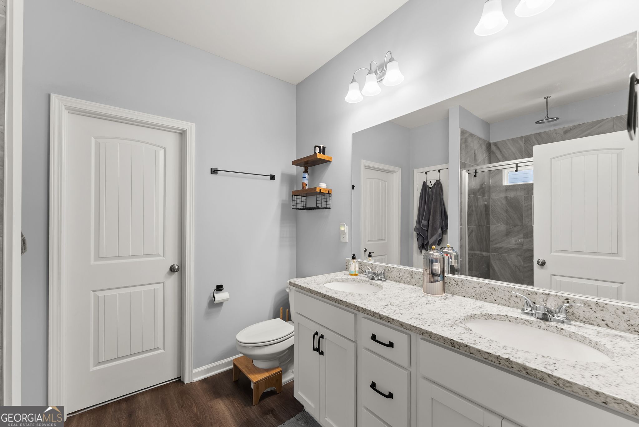 6588 River Station Drive Property Photo 27