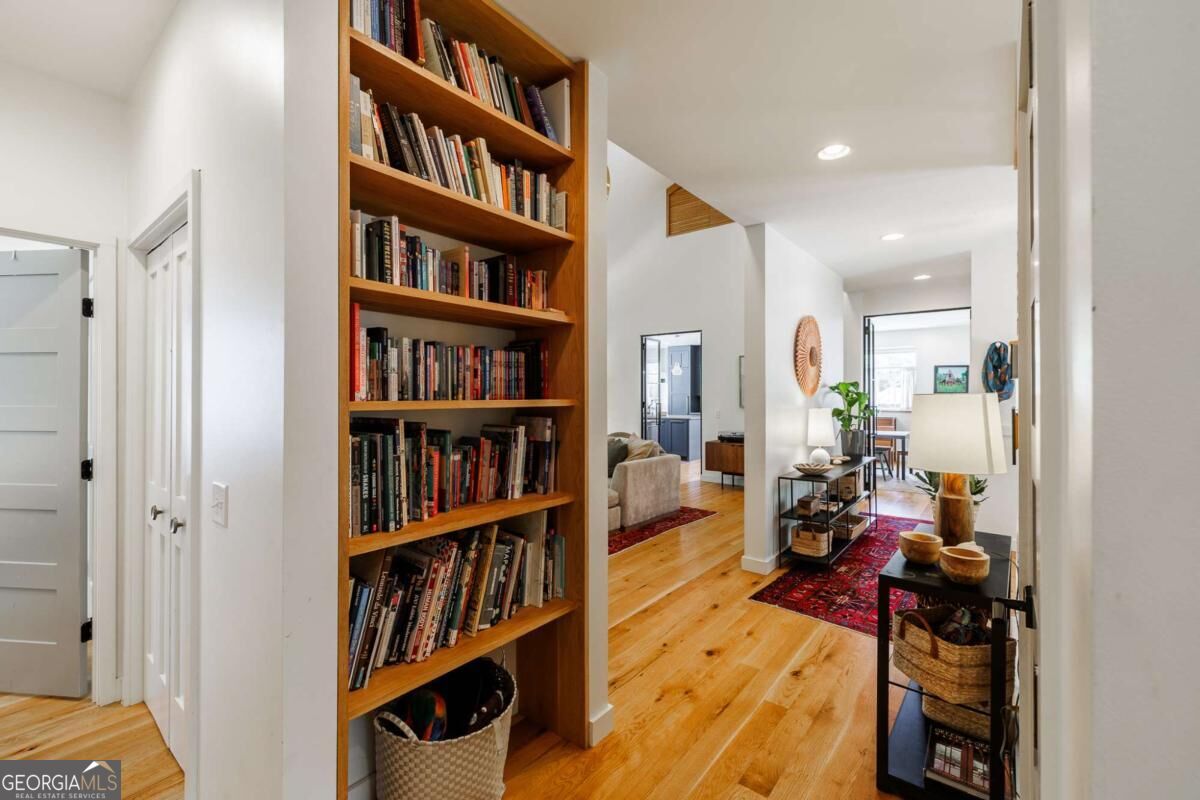 610 Holman Avenue Property Photo 6