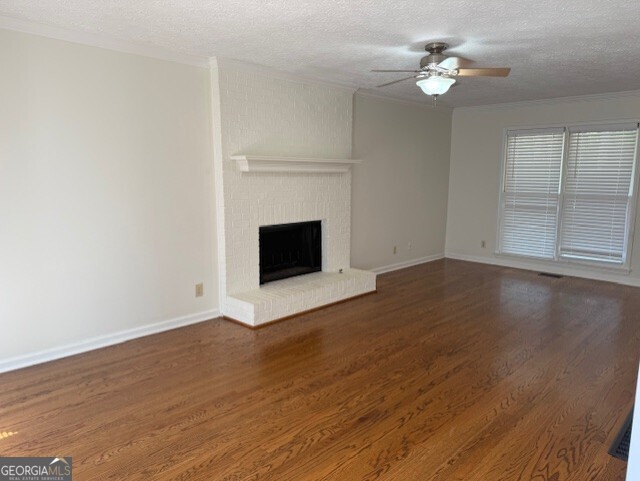 35 Chatsworth Circle Property Photo 5