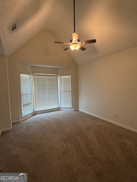 35 Chatsworth Circle Property Photo 13