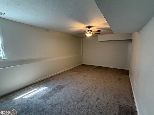 35 Chatsworth Circle Property Photo 21