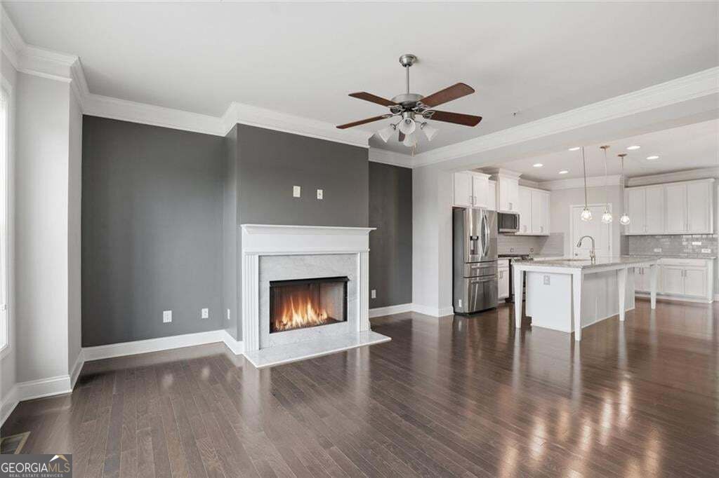 6428 Brookside Boulevard Se Property Photo 2
