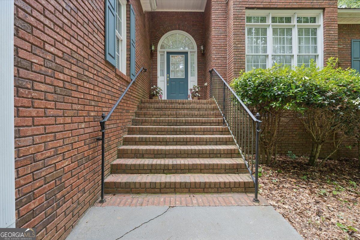 971 Cochran Road Property Photo 3