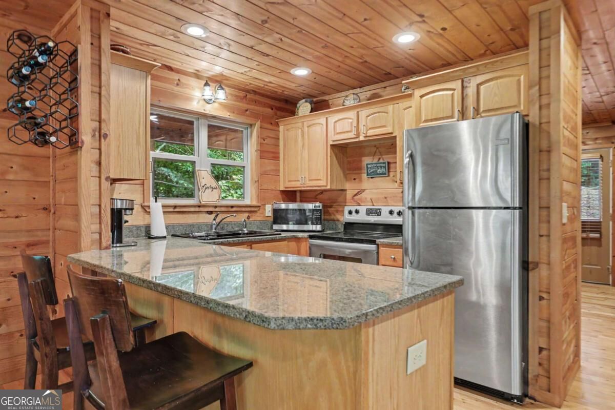 482 High Street Property Photo 9