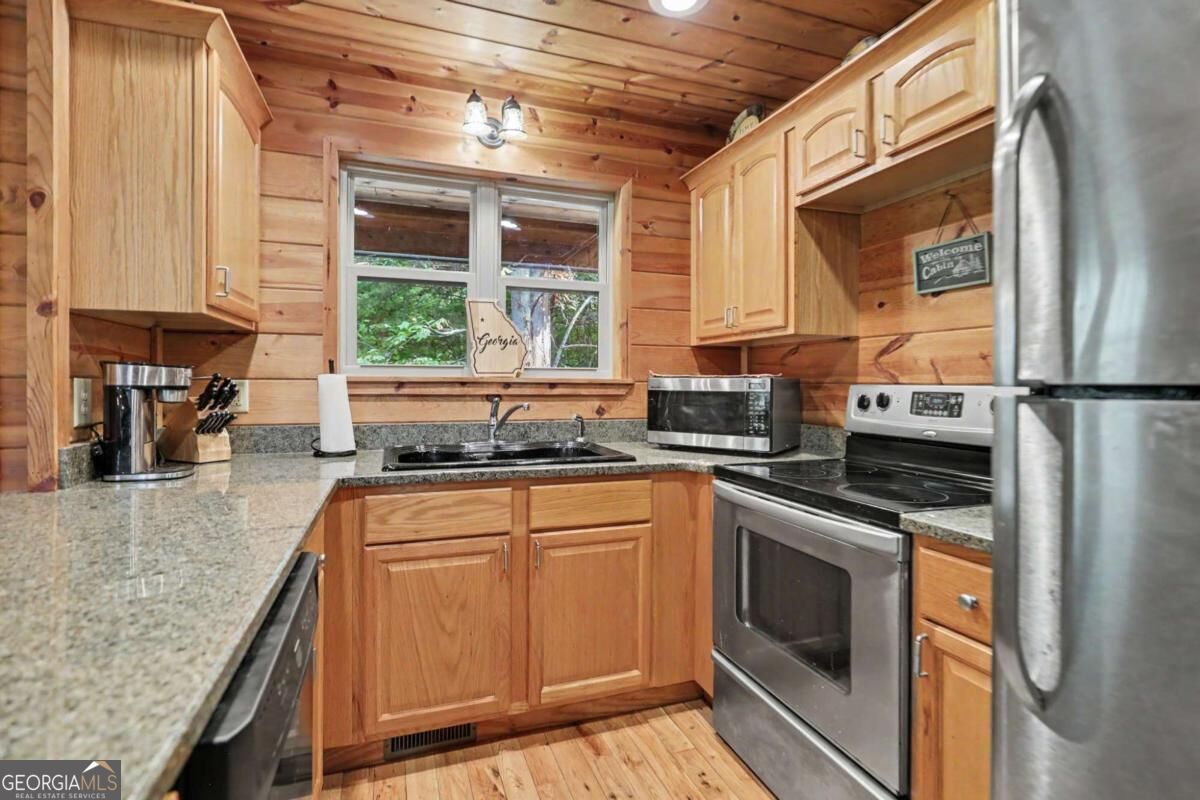 482 High Street Property Photo 10